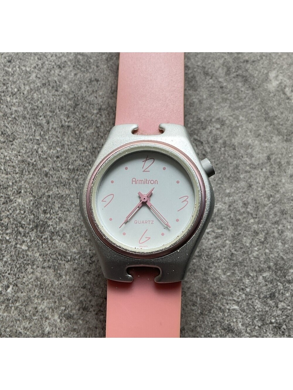 Vintage Armitron Women’s Watch 25/4433 29mm Silver Tone Case Pink Resin Band A9